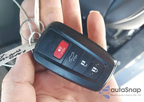 2021 Toyota Highlander Xle из США, поврежденный, VIN 5TDHZRBH8MS556446